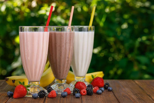 GLP-1 Friendly Diet Plan: How Meal Replacements Can Help Support Healthy Weight Loss
